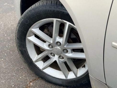 Used 2012 Chevrolet Impala LTZ FWD image 24