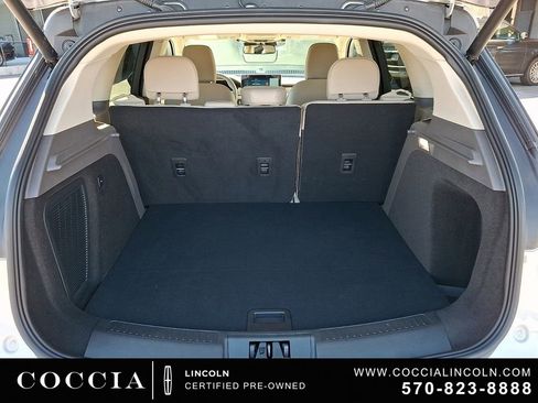 Certified 2024 Lincoln Corsair AWD image 29