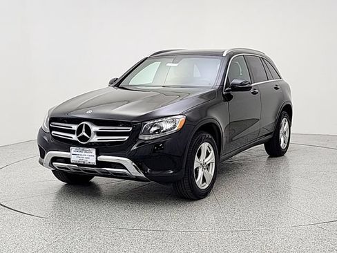 Used 2018 Mercedes-Benz GLC 300 4MATIC image 1