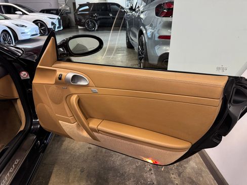 Used 2006 Porsche 911 Carrera RWD image 19