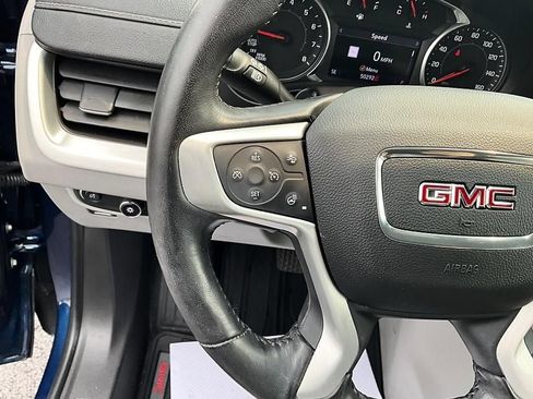 Used 2022 GMC Terrain SLT w/ Infotainment Package II FWD image 32