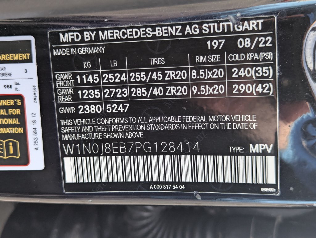 Used 2023 Mercedes-Benz GLC 300 4MATIC Coupe image 34