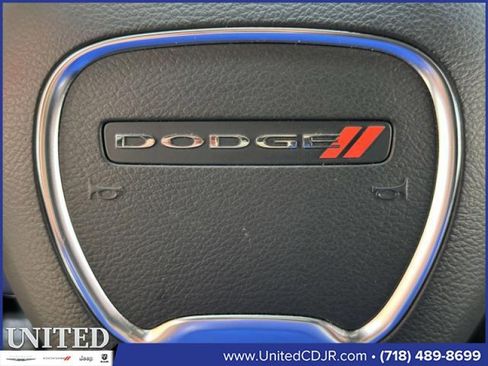 Used 2023 Dodge Durango SXT Launch Edition image 23