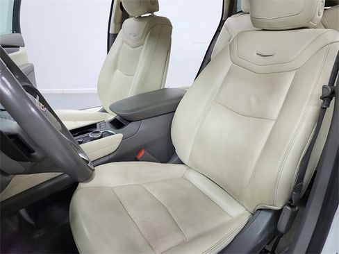 Used 2021 Cadillac XT6 Premium Luxury image 19