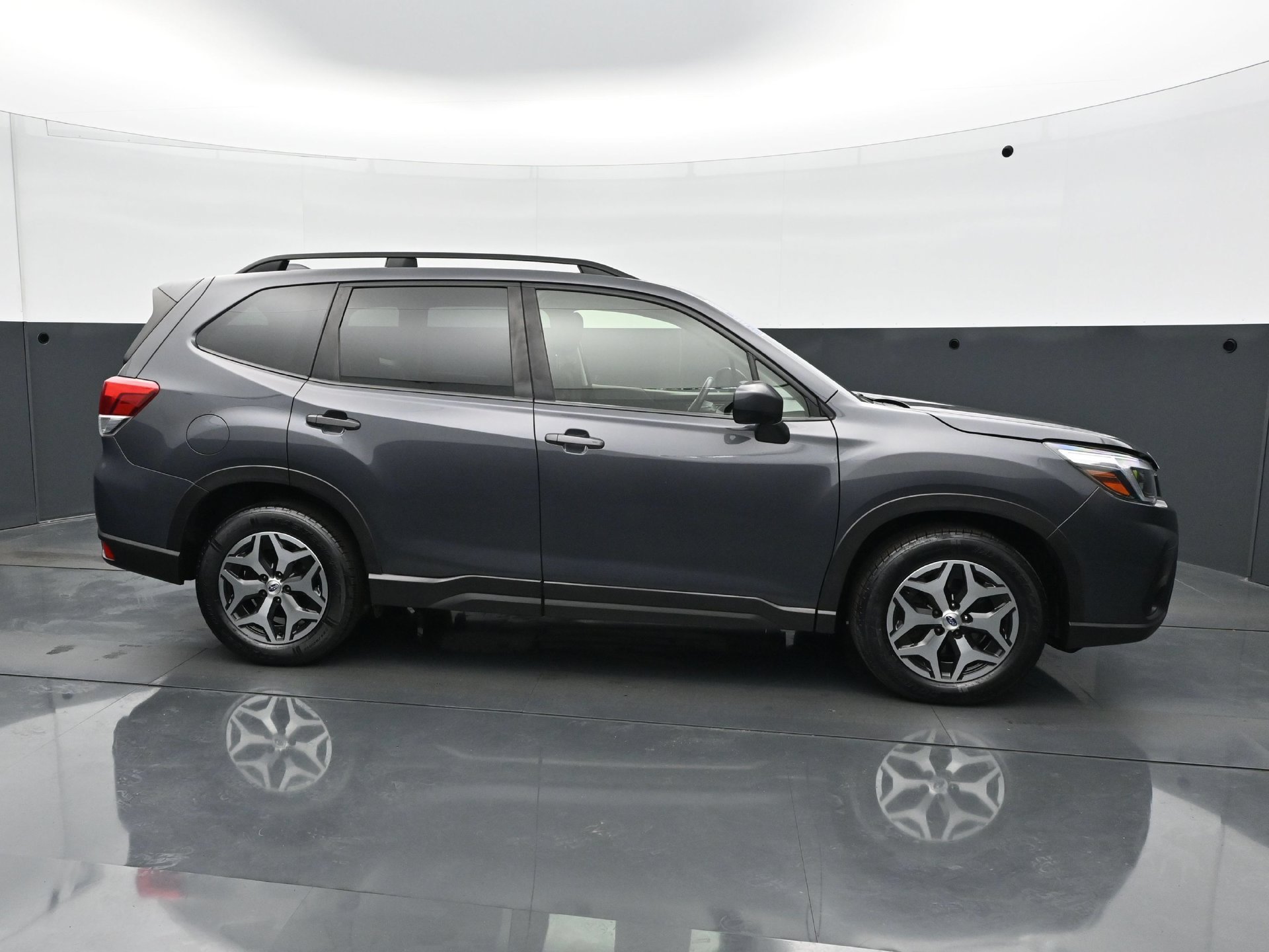 Used 2021 Subaru Forester Premium AWD/4WD image 8