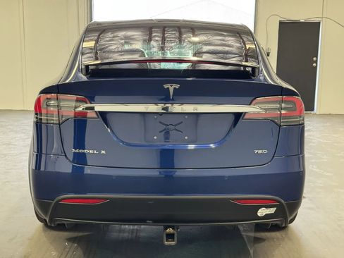 Used 2016 Tesla Model X 75D image 3