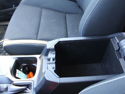 Used 2018 Toyota RAV4 XLE image 41