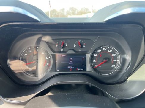 Used 2020 Chevrolet Camaro LT w/ Technology Package image 11