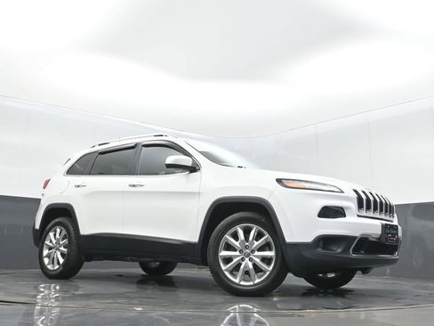 Certified 2016 Jeep Cherokee Limited AWD/4WD image 10