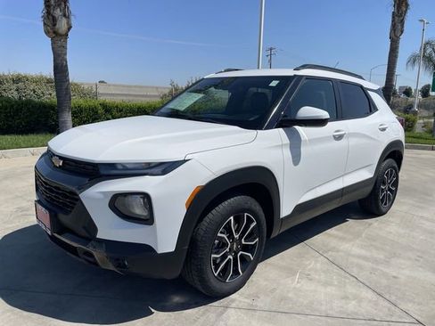 Used 2023 Chevrolet TrailBlazer ACTIV w/ Convenience Package AWD/4WD image 4