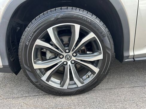 Used 2020 Lexus RX 350L Premium w/ Premium Package AWD/4WD image 24
