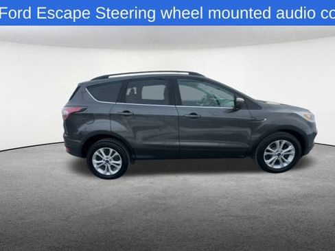 Used 2017 Ford Escape SE w/ SE Leather Comfort Package image 10