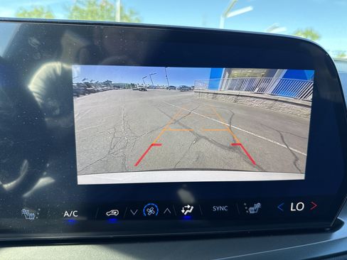 New 2026 Chevrolet Traverse LT FWD image 17