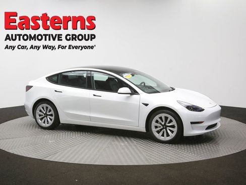 Used 2023 Tesla Model 3 Standard Range RWD image 42