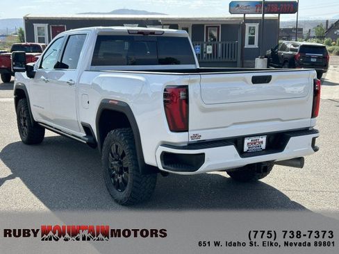 Used 2024 GMC Sierra 3500 Denali w/ Denali Reserve Package AWD/4WD image 5