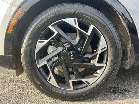 Certified 2024 Kia Sportage SX image 10