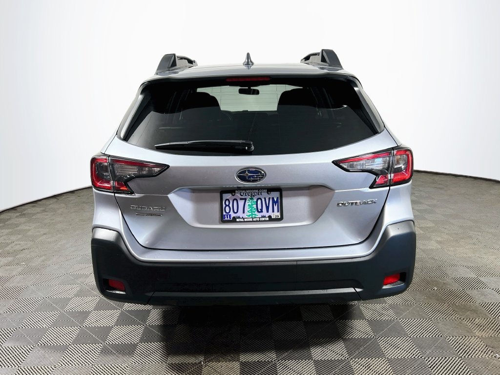 Certified 2025 Subaru Outback Premium AWD/4WD image 6