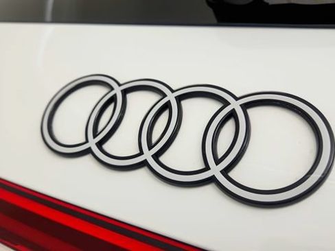 Used 2025 Audi Q5 Premium Plus w/ Premium Plus AWD/4WD image 33