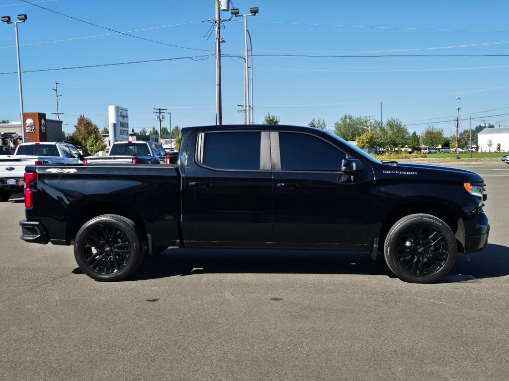 Used 2022 Chevrolet Silverado 1500 RST w/ Convenience Package II AWD/4WD image 5