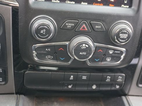 Used 2018 RAM 1500 Sport w/ Convenience Group image 13