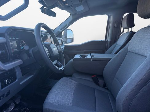Used 2024 Ford F350 XLT w/ FX4 Off-Road Package image 9
