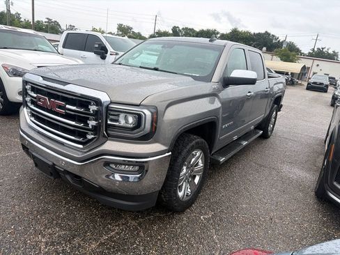 Used 2017 GMC Sierra 1500 SLT AWD/4WD image 3