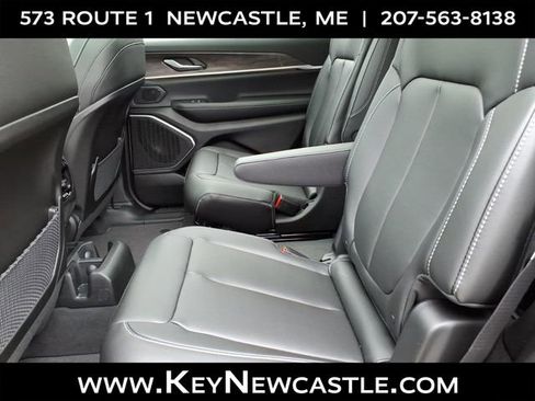 New 2026 Jeep Grand Cherokee L Limited AWD/4WD image 11