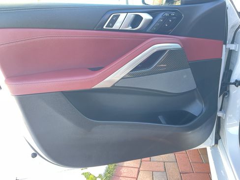 Used 2025 BMW X6 M60i image 22