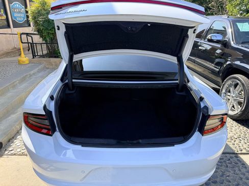 Used 2019 Dodge Charger SXT image 14