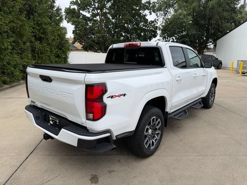 Used 2023 Chevrolet Colorado LT w/ LT Convenience Package III AWD/4WD image 29