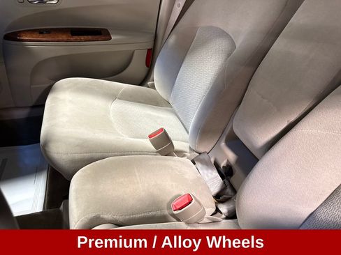 Used 2005 Buick LaCrosse CX FWD image 16