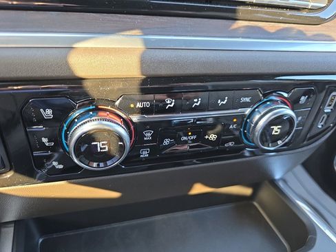 New 2026 GMC Sierra 1500 SLT w/ SLT Premium Plus Package image 30