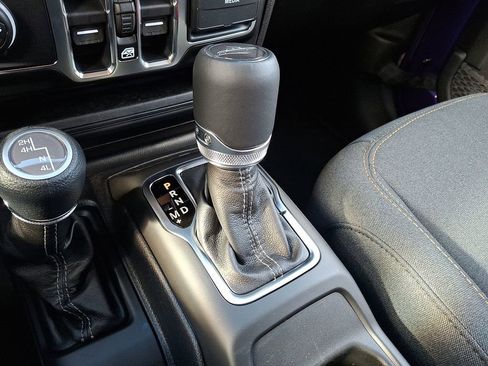 New 2026 Jeep Gladiator Sport image 10