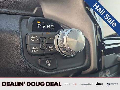 Used 2025 RAM 1500 Laramie image 24