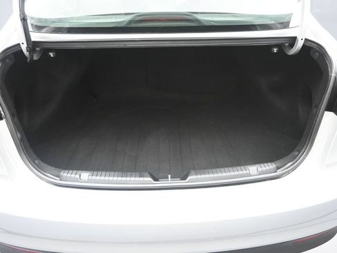 Used 2017 Kia Forte LX FWD image 29