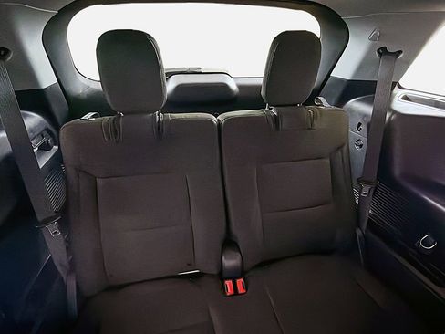 Used 2022 Ford Explorer XLT w/ Class IV Trailer Tow Package image 23