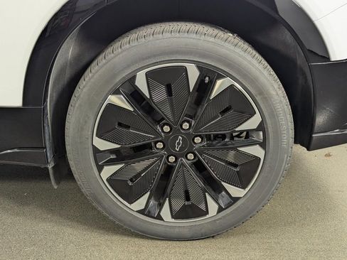 Used 2024 Chevrolet Blazer EV RS image 10