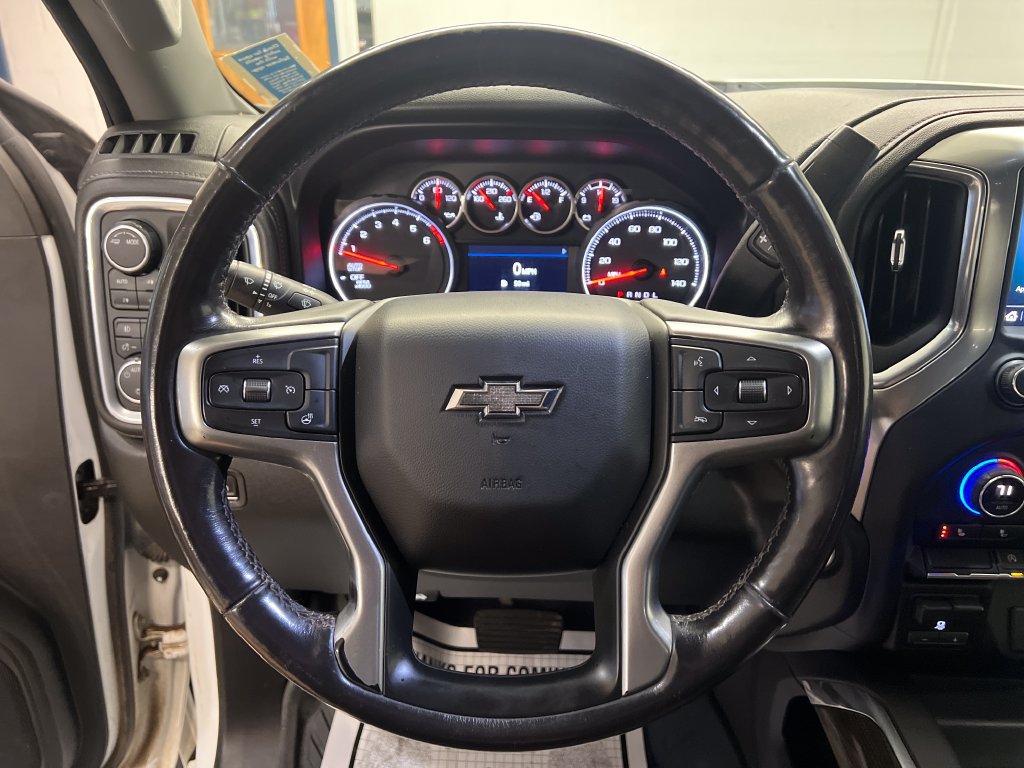 Used 2021 Chevrolet Silverado 1500 RST AWD/4WD image 22