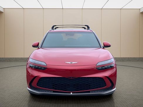 Used 2023 Genesis GV60 Performance image 8