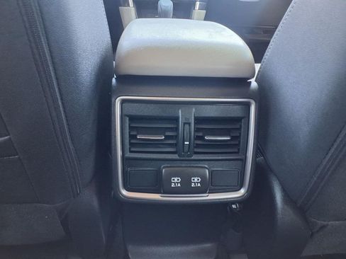 Used 2024 Subaru Forester Premium w/ POP Package 3 AWD/4WD image 23