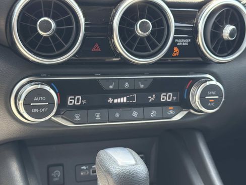 Used 2025 Nissan Sentra SV w/ All-Weather Package FWD image 14