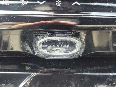 New 2026 Jeep Grand Cherokee Limited image 23