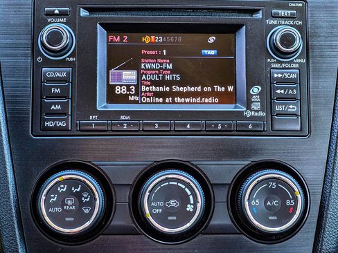 Used 2014 Subaru Crosstrek 2.0i Limited image 15