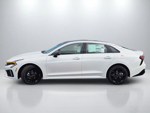 New 2026 Kia K5 GT-Line image 9