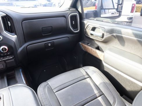 Used 2021 GMC Sierra 3500 Denali w/ Denali Ultimate Package image 20