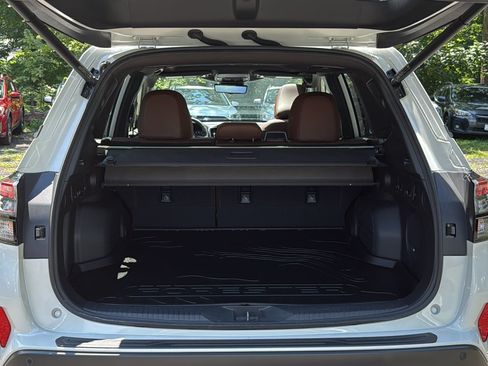 Certified 2025 Subaru Forester Touring AWD/4WD image 26