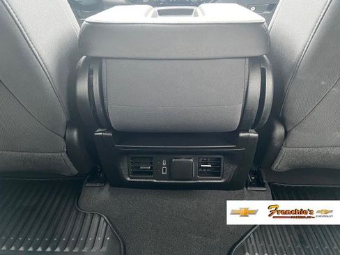 Used 2023 Chevrolet Silverado 1500 LT AWD/4WD image 25