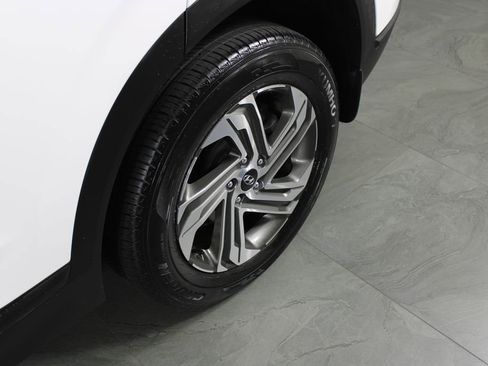 Used 2023 Hyundai Santa Fe SEL w/ Cargo Package image 12