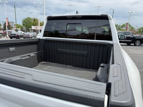 Used 2025 Toyota Tacoma SR5 AWD/4WD image 23