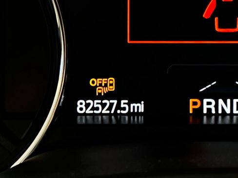 Used 2021 Ford Expedition Limited RWD image 11